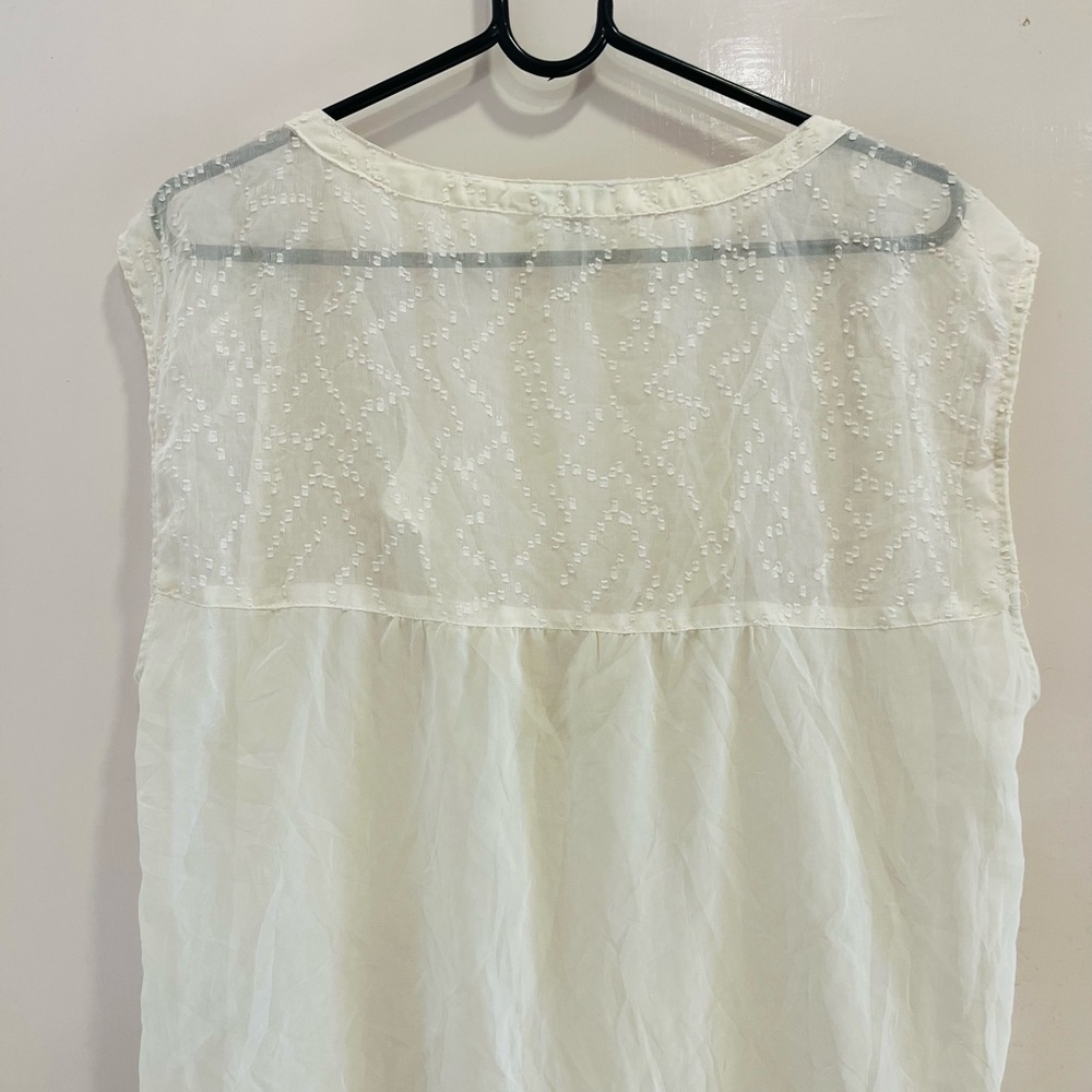 American eagle Off white georgette top - Picture 16 of 16
